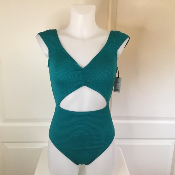 Women’s Cut Out Cap Sleeve One Piece Swimsuit - Picture 2 of 6